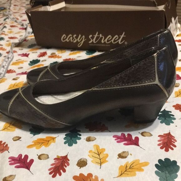 Easy street shoes - Picture 8 of 15